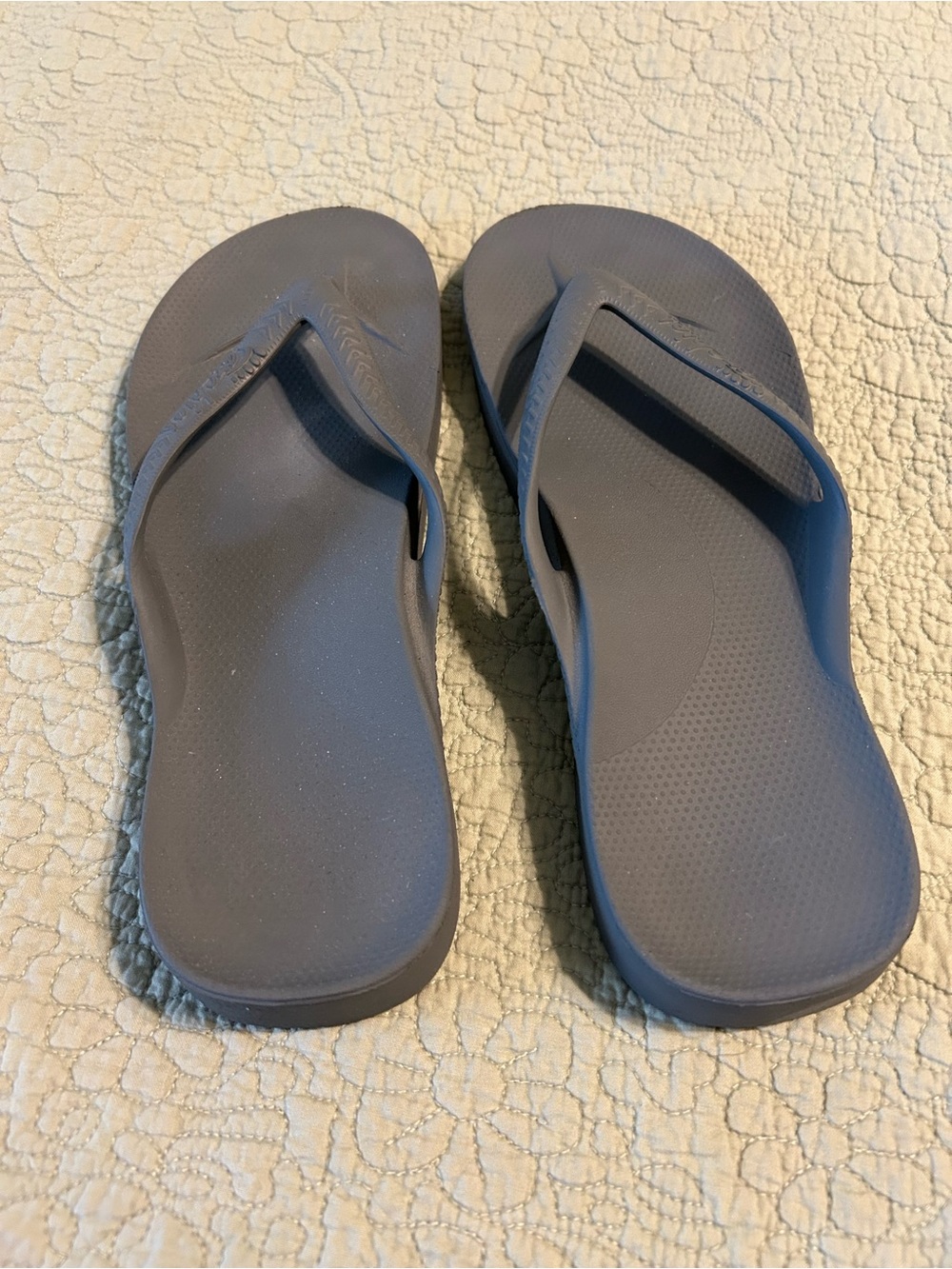 Gray archies Flip Flop Sandals - Picture 4 of 6